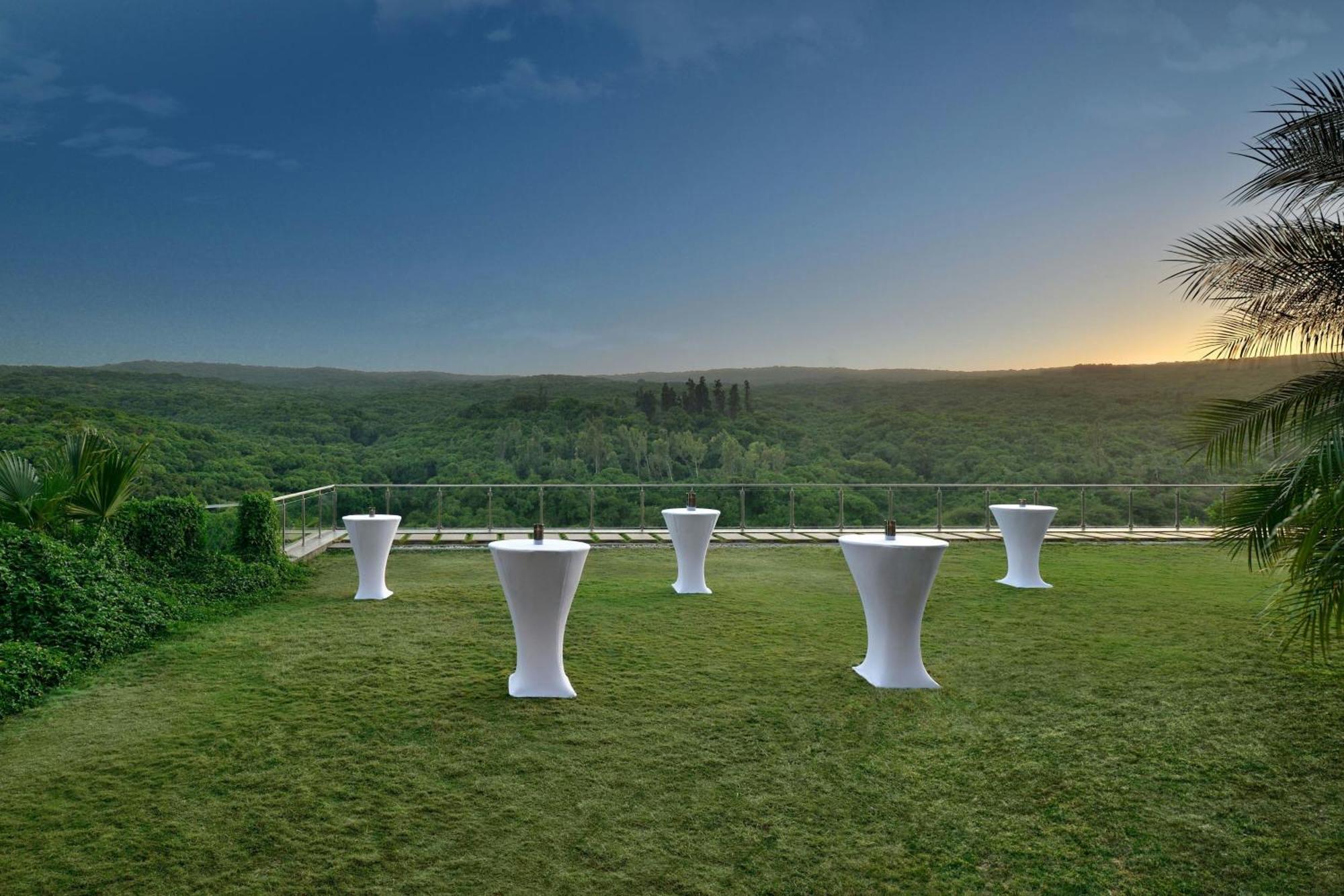 Courtyard By Marriott Mahabaleshwar Hotel Eksteriør billede