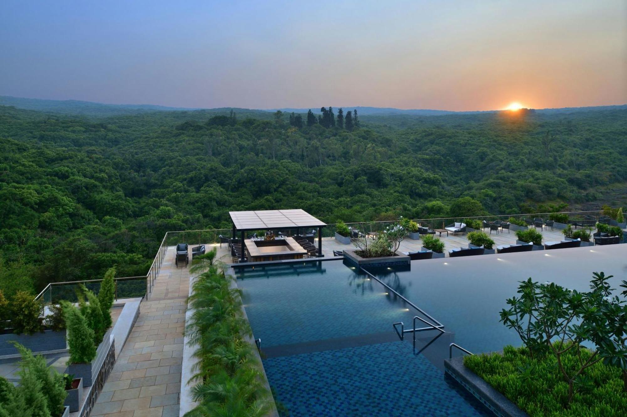 Courtyard By Marriott Mahabaleshwar Hotel Eksteriør billede
